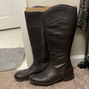 Dark brown boots (real leather) Like-new condition